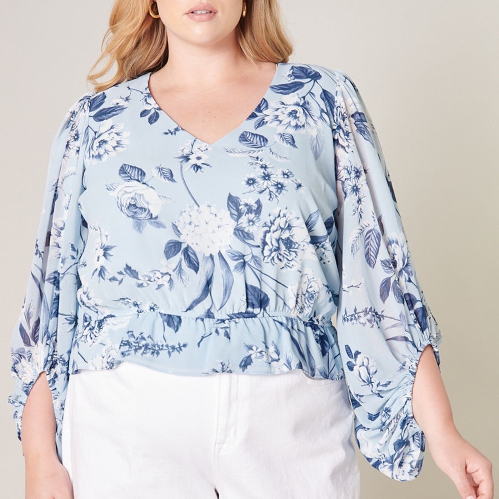 Sugarlips NWOT Cadaval Floral Ways Balloon Sleeve Blouse Curve SIZE MEDIUM